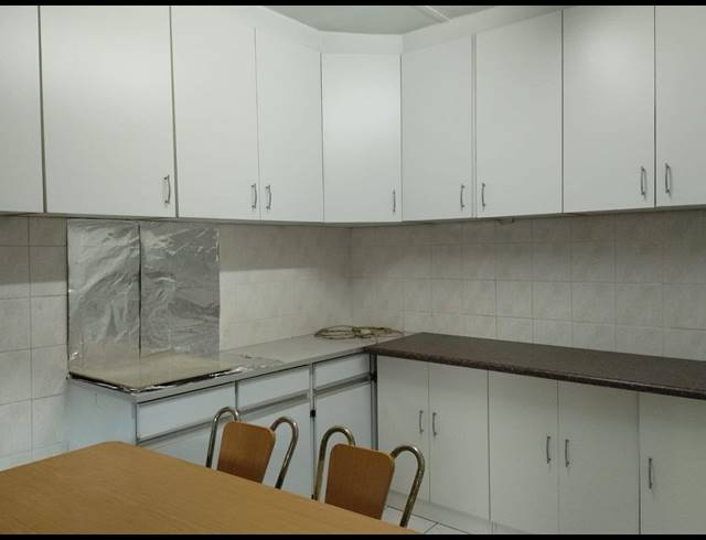 3 BEDROOM HOUSE FOR SALE IN ROSHNEE